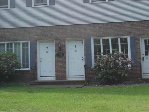 748 Feura Bush Rd APT 3