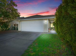 8004 Benz Ct, Sacramento, CA 95828