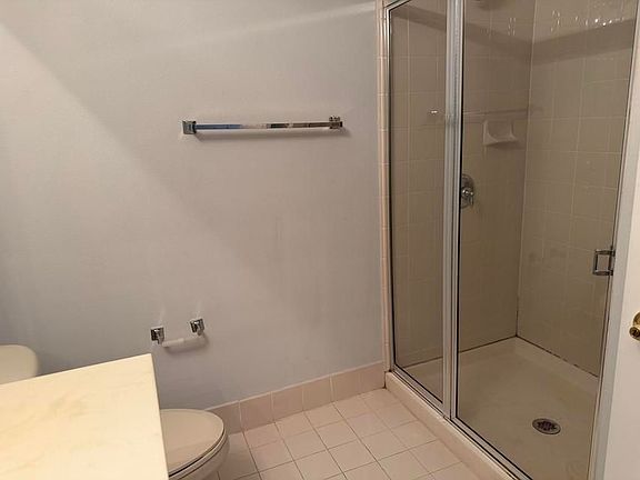 3rd image of 4673 SW 75th Way