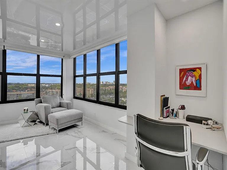2500 Parkview Dr #1112 — Photo 31