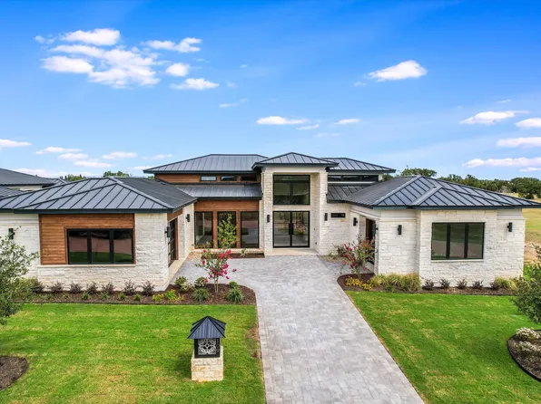 109 Island Ct, Horseshoe Bay, TX 78657