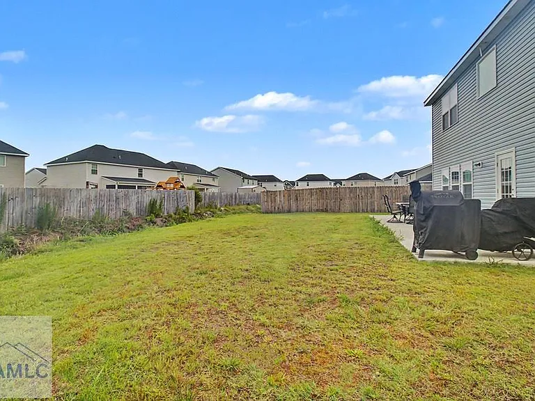 14 Herty Ln — Photo 34