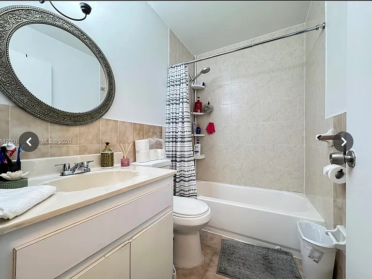 10765 SW 4th St — Photo 3