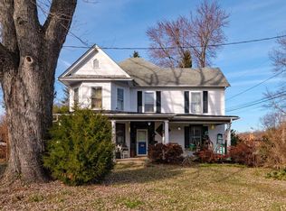152 River Rd, Waynesboro, VA 22980