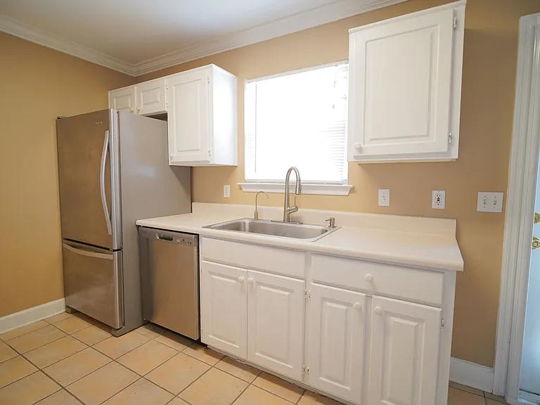 2029 Ascot Way — Photo 8