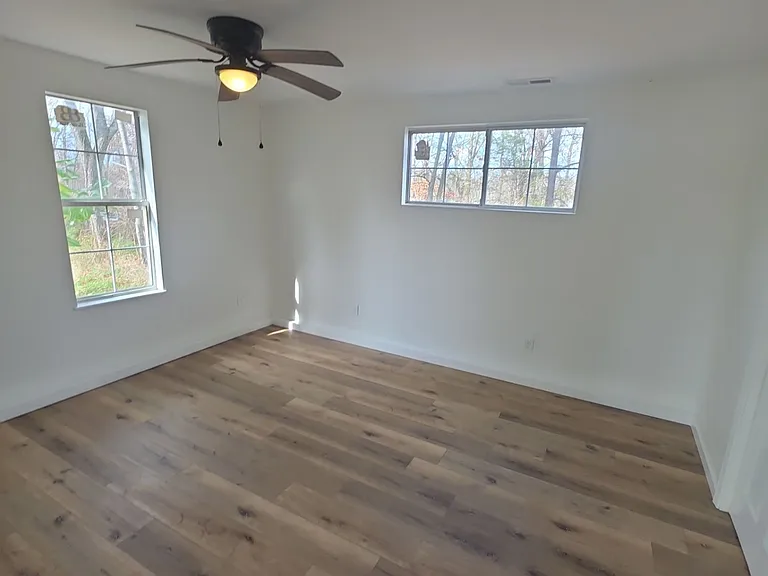 1301 Phillips Dr — Photo 5