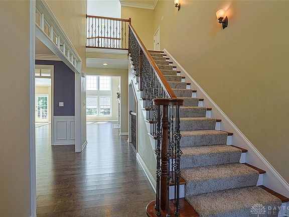 3rd image of 7596 Woodbridge Ct