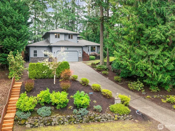 14220 Crown Point Pl NW Place NW, Silverdale, WA 98383