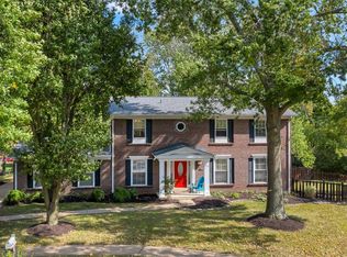 300 High Meadows Dr, Ballwin, MO