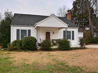 2032 Vanderbilt Dr SW, Huntsville, AL 35801