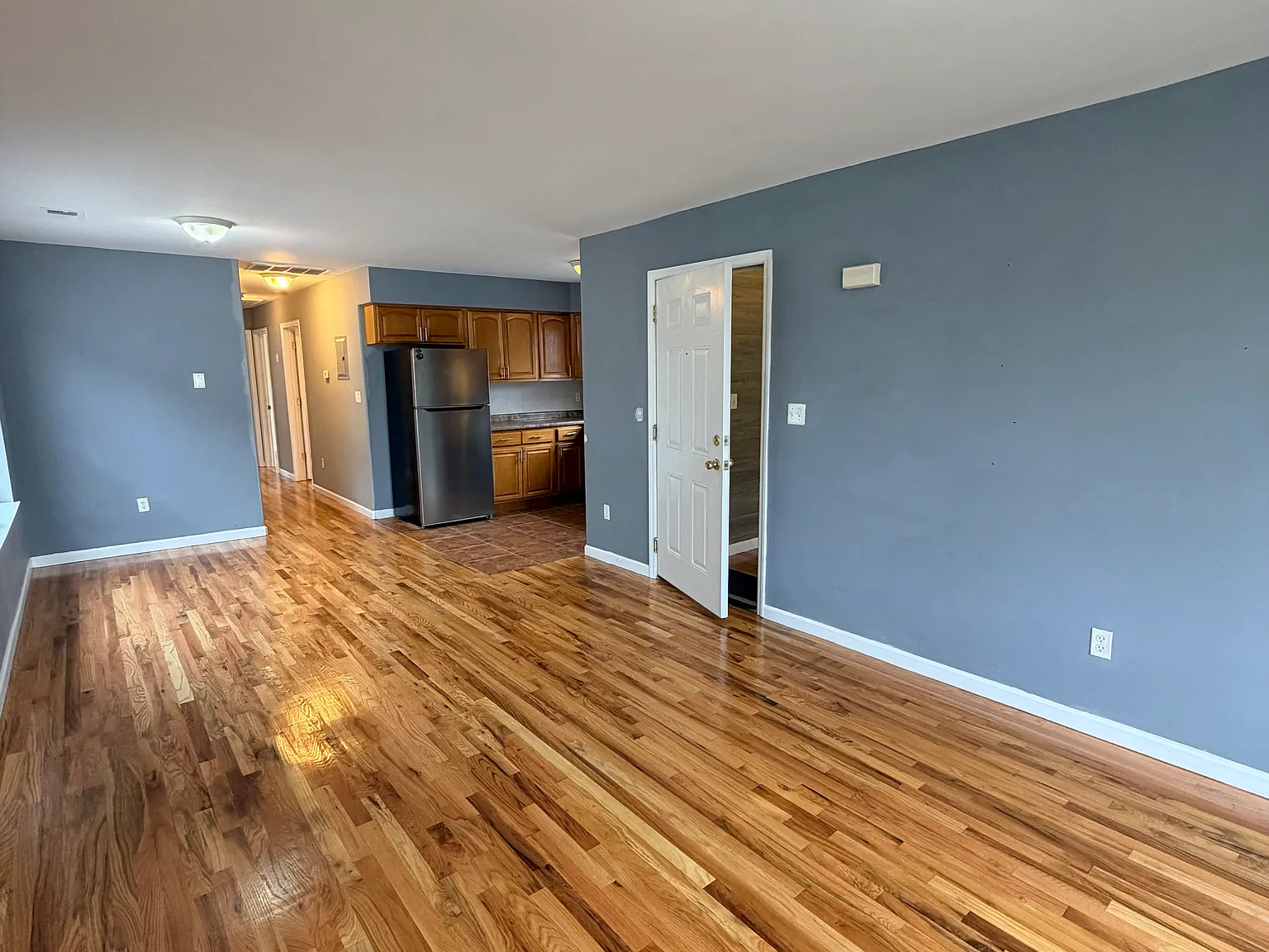 3 bed, $2,600 — Photo 3
