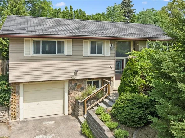 149 Schweitzer St, Kitchener, ON N2K 1C2