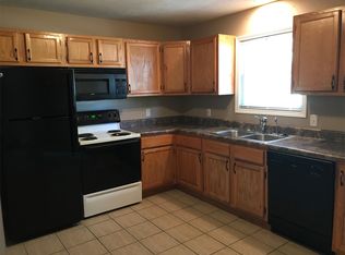 401 E Mulberry St APT 4, Chatham, IL 62629