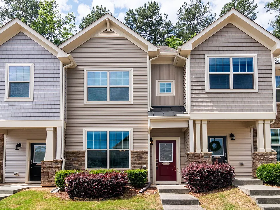 36 Intuition Cir