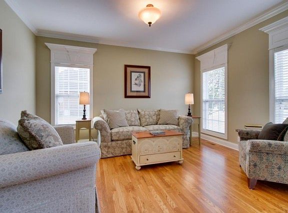 5th image of 817 Furman Dr
