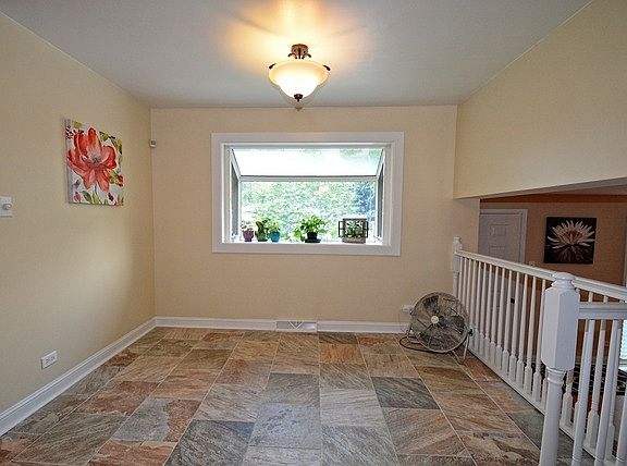 5th image of 16412 Prince Dr