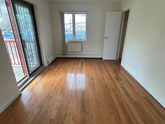 5th image of 312 126th St #B