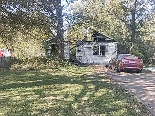 914 Cleburne Ave, West Helena, AR 72390