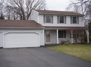 53 Sandstone Dr, Spencerport, NY 14559