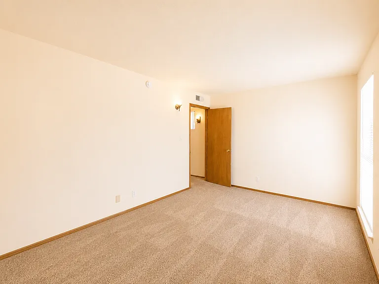 23 Lakeshore Dr NE — Photo 14