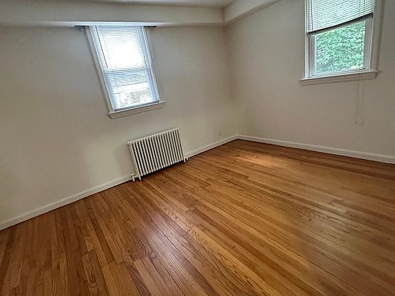 3rd image of 44 Sumner Ave APT 1