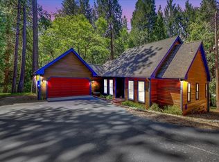 11199 Manhattan Mine Ln, Nevada City, CA 95959