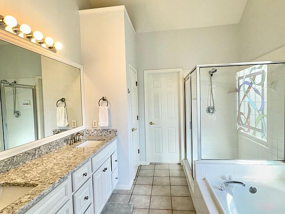 4th image of 4522 Springvale Cir