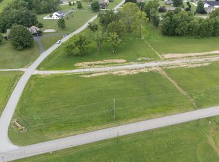 1 Greenbrier Plantations Chase, Grayson, KY 41143