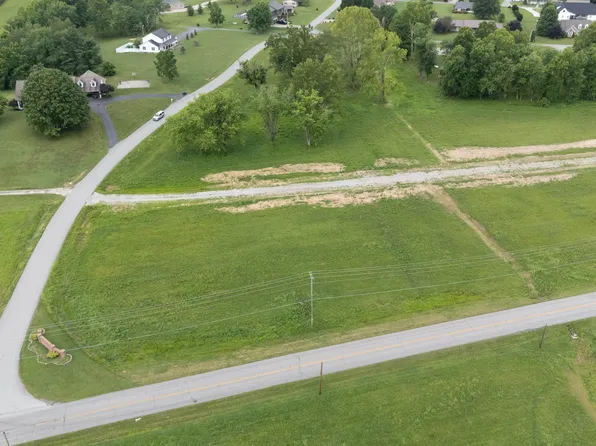 1 Greenbrier Plantations Chase, Grayson, KY 41143