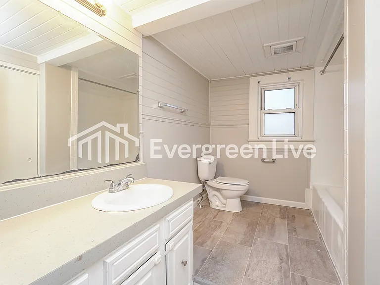 1814 Old Salisbury Rd — Photo 10