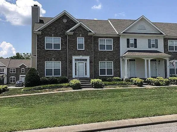 1026 McKenna Dr #E-1, Thompsons Station, TN 37179