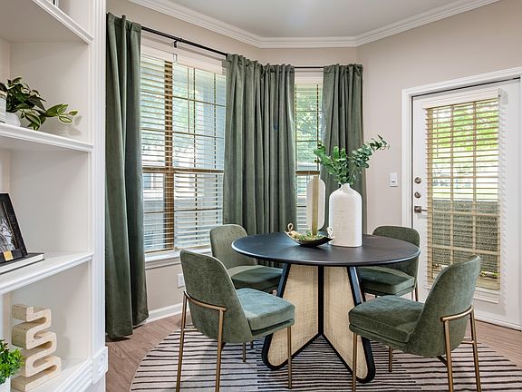Newly Renovated Dining Area