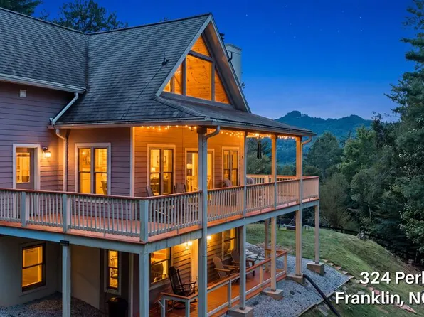 324 Perks Rd, Franklin, NC 28734