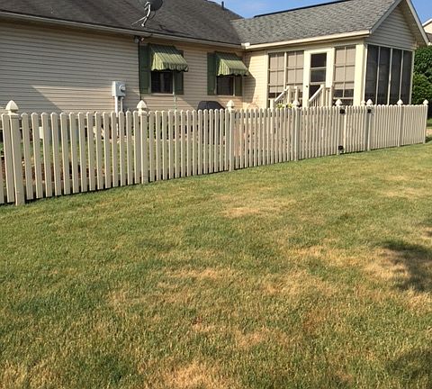 3rd image of 473 Donald Dr SW