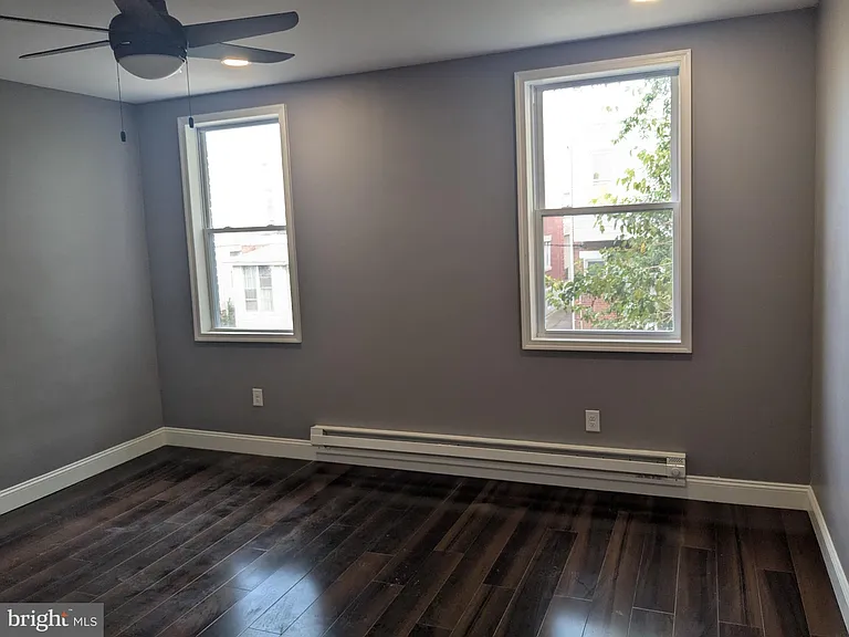 539 W Olney Ave — Photo 13