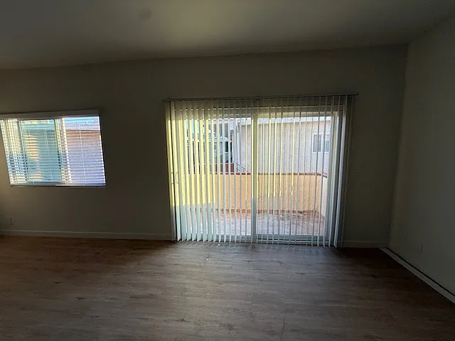 5138 Zelzah Ave #10B — Photo 12