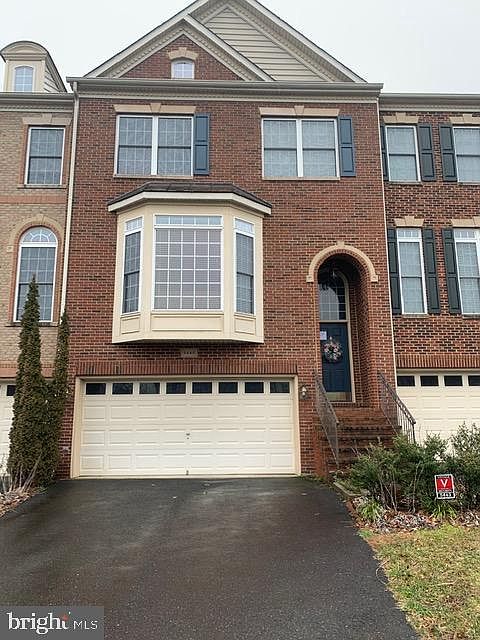 1st image of 5443 Serviceberry St