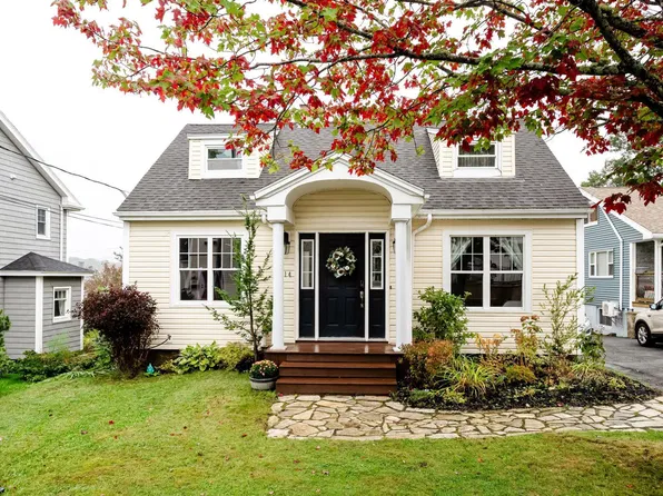 14 Bolton Ter, Dartmouth, NS B2Y 2Z3