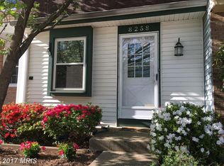 8258 Crestmont Cir, Springfield, VA 22153