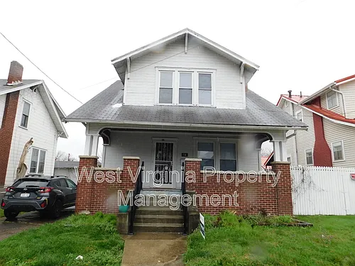 54 Hunt Ave Photo 1
