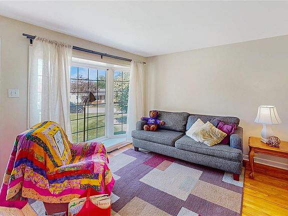 5th image of 1020 Saint Patrice Ln