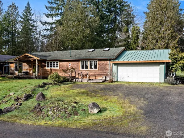 70 N Harrison Avenue, Hoodsport, WA 98548