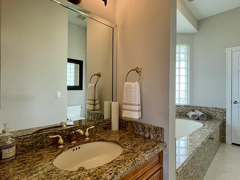 15590 Hawker Ln — Photo 5
