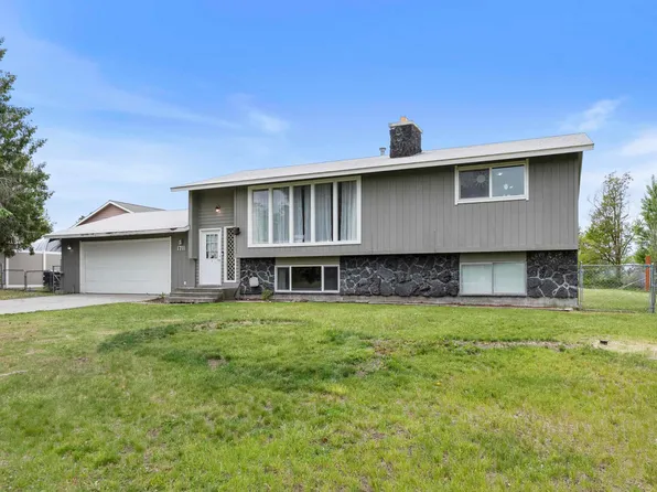 1711 N McKee Rd, Greenacres, WA 99016