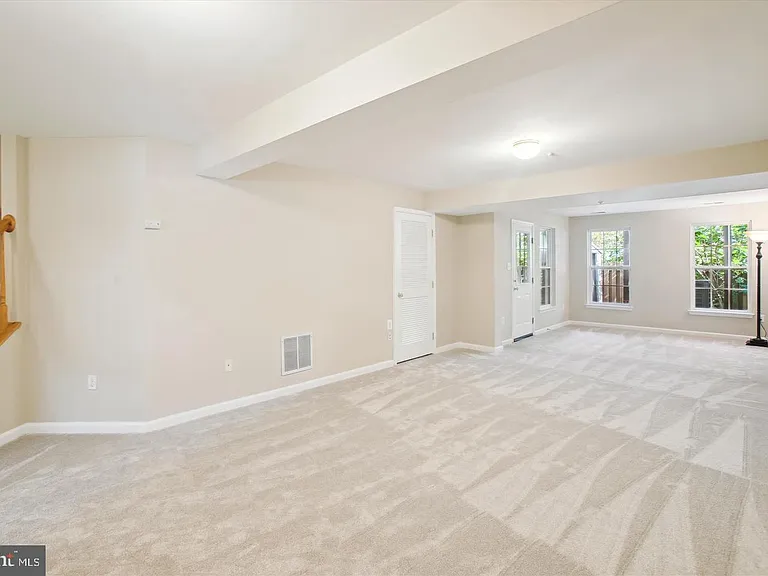 5528 Aeriel Pl — Photo 35