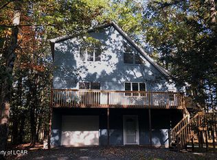 142 Buck Ridge Ln, Drums, PA 18222