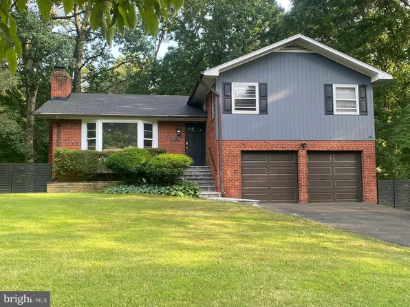 9809 Ashby Rd, Fairfax, VA 22031