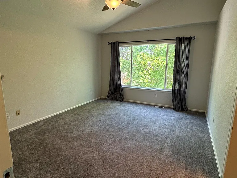 1408 Orchid Ct — Photo 10