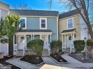 5837 Norham Dr, Alexandria, VA 22315
