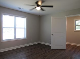 1516 Stamps St, Jacksonville, AR 72076